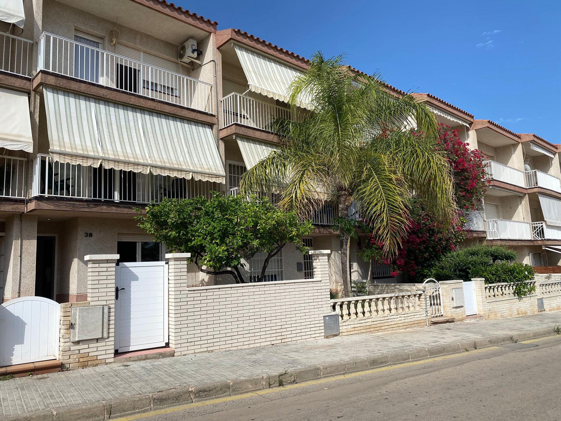 Dorfhaus -
                        Sant Carles De La Rapita -
                        4 Schlafzimmer -
                        7 Personen